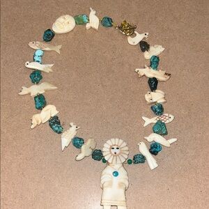 INTRICATELY HAND CARVED ZUNI TURQUOISE NECKLACE